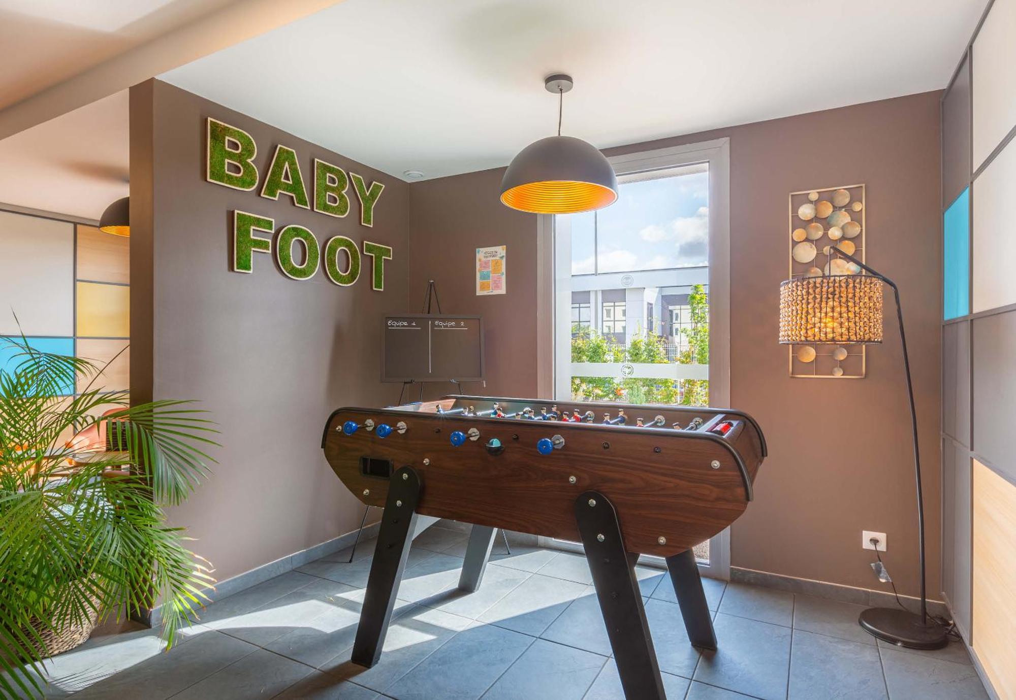 B&B Hotel Chartres Oceane Εξωτερικό φωτογραφία