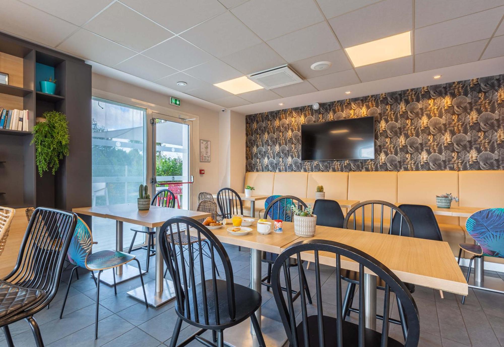 B&B Hotel Chartres Oceane Εξωτερικό φωτογραφία