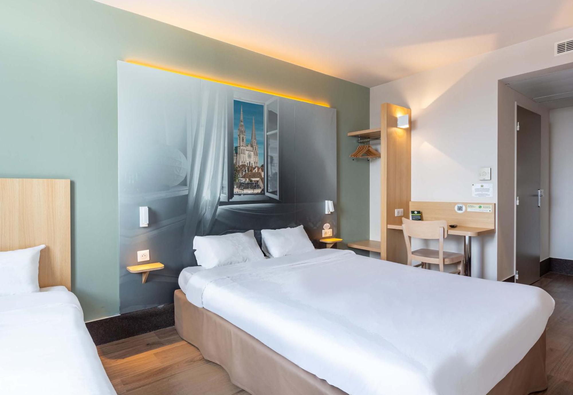 B&B Hotel Chartres Oceane Εξωτερικό φωτογραφία